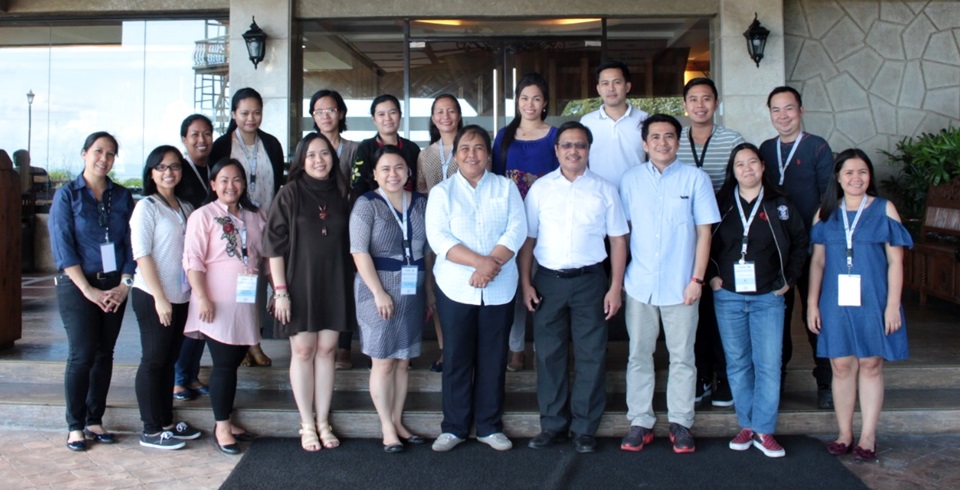 Twelve information officers from different DA-RFOs attended the 2nd F2F Session under the IKM project held in Sol Y Viento Resort and Hotel in Calamba City, Laguna. The activity was led by Assistant Professor Elaine DC. Llarena, Project Leader (front, fifth from left). Ms. Julia A. Lapitan, DA-BAR Head for Applied Communication (front, sixth from left), and Dr. Lope B. Santos III, SEARCA Unit Head for Project Development and Technical Services, also graced the event.