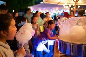 The Little Mekong Night Market draws thousands of people in St. Paul, Minnesota. Courtesy Asian Economic Development Association