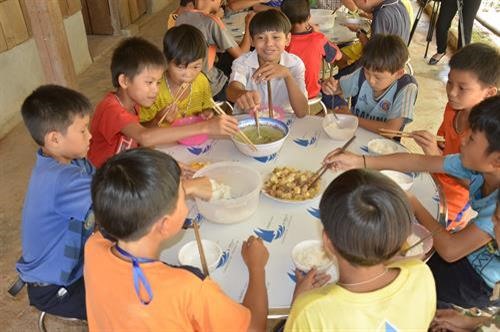 Malnutrition rates among mothers and children improved remarkably in the northern provinces of Lào Cai, Lai Châu and Hà Giang through a poverty reduction project, which ended in June 2018.— VNA/VNS Photo Hồng Điệp 
