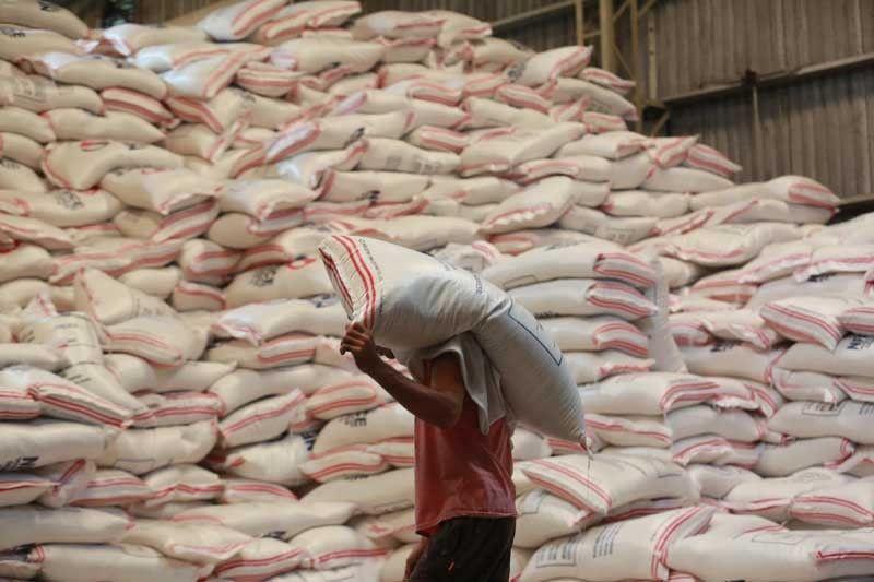 The bill amending the two-decade old Agricultural Tariffication Act of 1996 replaces the quantitative restriction (QR) on rice imports with a 35 percent tariff. 