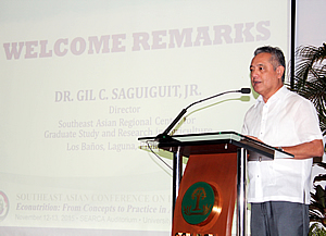 Dr. Gil C. Saguiguit Jr., SEARCA Director, welcomes the participants to the conference.