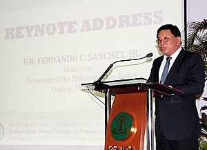 Dr. Fernando C. Sanchez Jr., UPLB Chancellor, delivers his keynote speech.