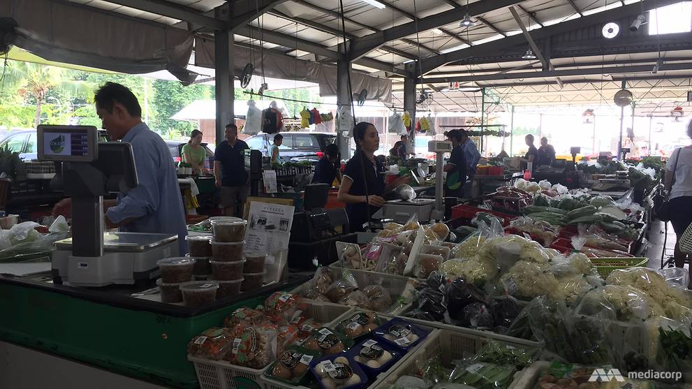 Kok Fah Technology Farm holds a weekly farmer's market at its farm in Lim Chu Kang. (Photo: Wendy Wong) 