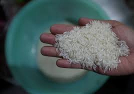 Agriculture and Agro-based Ministry says there is sufficient supply of rice. NSTP pic.