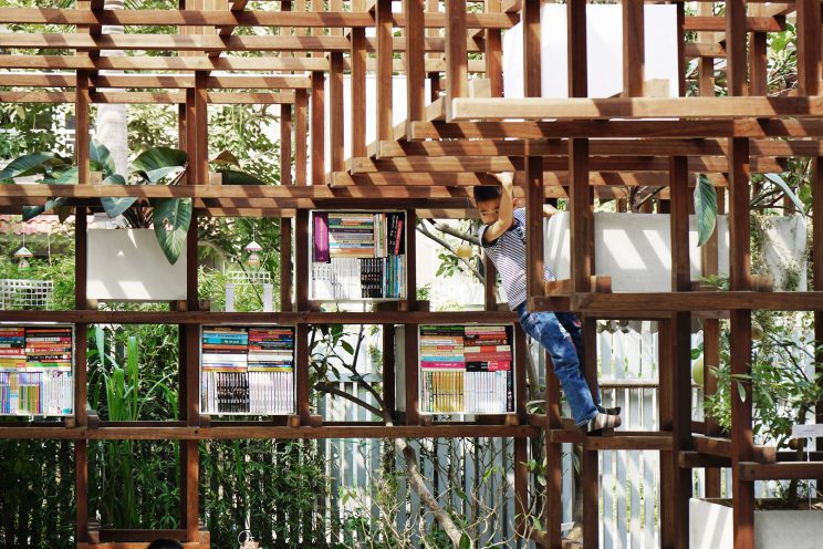 The library houses many books to read. Its structure also serves as a jungle gym where the children can play in.