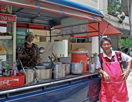 With support mobile food carts and markets can be implemented by those from shut-down markets (File) John Le Fevre